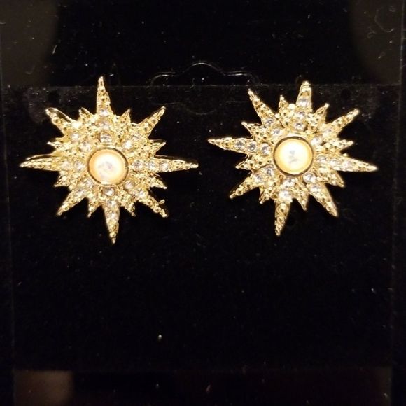 Rhinestone Star Stud Earrings - Picture 3 of 5